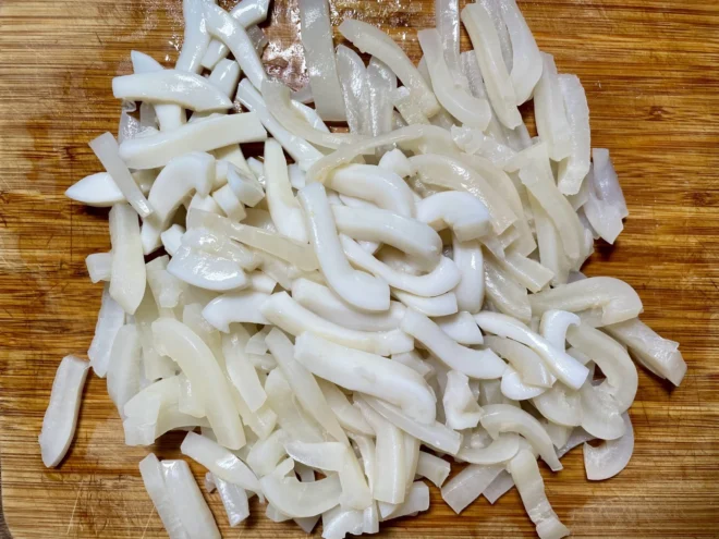 Салат з морепродуктів «Нептун» рецепт - Крок 1